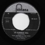 Truus Koopmans En Dick Doorn Met De Windmolens o.l.v. Johnny Holshuysen - Een Zilvergrijze Vogel  (7", Single, Mono)