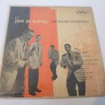 Los Cuatro Estudiantes  = The Four Freshmen - Voces En Moderno = Voices In Modern (10", Album, Mono)