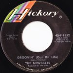 The Newbeats - Groovin' (Out On Life) (7", Single)