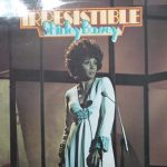 Shirley Bassey - Irresistible (LP, Comp)
