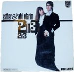Esther & Abi Ofarim - 2 In 3 (LP, Album, Gat) - Afbeelding 2