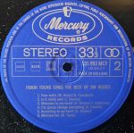 Faron Young - Faron Young Sings The Best Of Jim Reeves (LP, Album) - Afbeelding 4