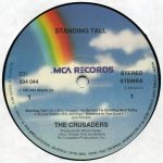 The Crusaders - Standing Tall (LP, Album) - Afbeelding 3