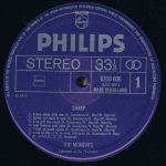 The Moments - Sharp (LP, Album) - Afbeelding 2