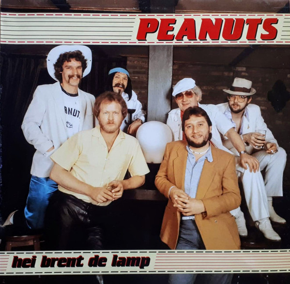 Peanuts - Hei Brent De Lamp (LP, Album)