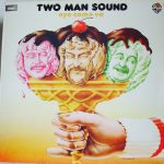 Two Man Sound - Oye Como Va (LP)