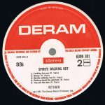 Kit Hain - Spirits Walking Out  (LP, Album) - Afbeelding 4