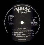 The Oscar Peterson Trio With Milt Jackson - Very Tall (LP, Album, RE) - Afbeelding 2