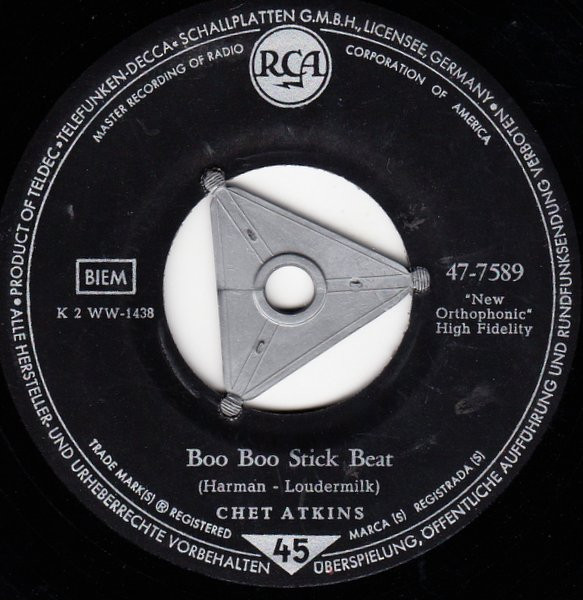 Chet Atkins - Boo Boo Stick Beat / Django's Castle (7", Single)