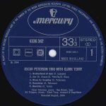 The Oscar Peterson Trio With Clark Terry - Oscar Peterson Trio With Clark Terry (LP, RE) - Afbeelding 3