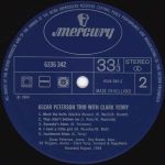 The Oscar Peterson Trio With Clark Terry - Oscar Peterson Trio With Clark Terry (LP, RE) - Afbeelding 4