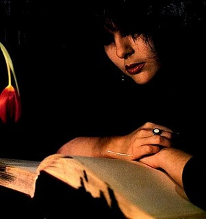 Biff Bang Pow! - Love's Going Out Of Fashion (12", EP, Single)