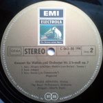 Niccolò Paganini, Yehudi Menuhin, Royal Philharmonic Orchestra Dirigent Alberto Erede-3