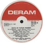 The Moody Blues With The London Festival Orchestra Conducted By Peter Knight (5)-3