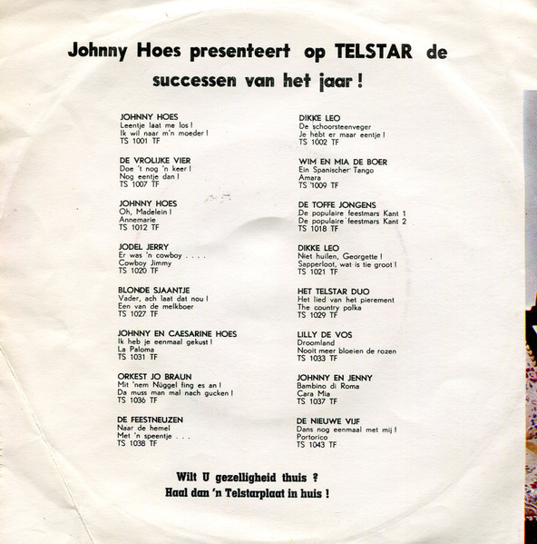 De Zangeres Zonder Naam*-1