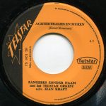 De Zangeres Zonder Naam*-2