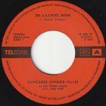 De Zangeres Zonder Naam*-2