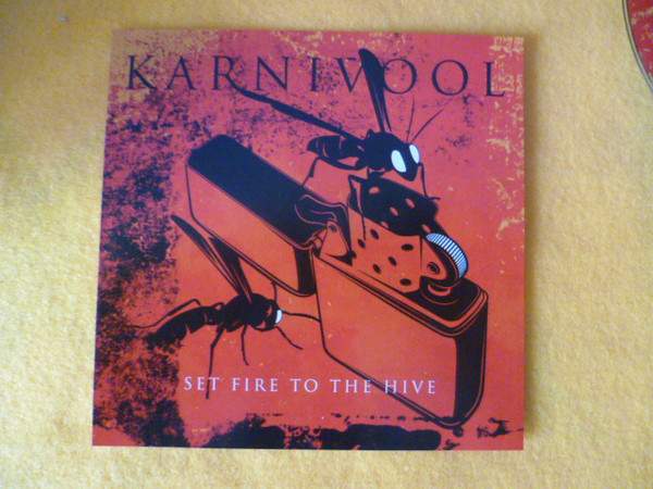 Karnivool-0