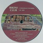 10 Blondes In The Groove-1