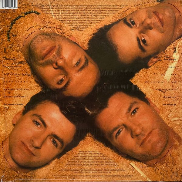 Crowded House-1