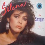Selena (3)-0