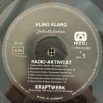 KRAFTWERK – RADIO-AKTIVITÄT – LP - Afbeelding 3