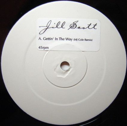 Jill Scott-0