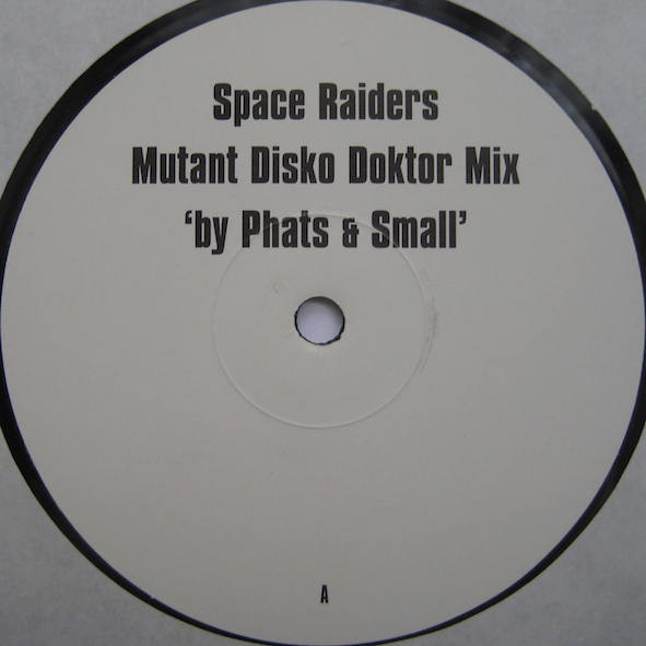 Space Raiders-1