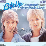 Lift Up-0