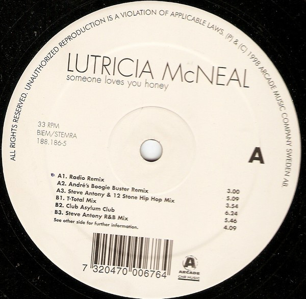 Lutricia McNeal-0