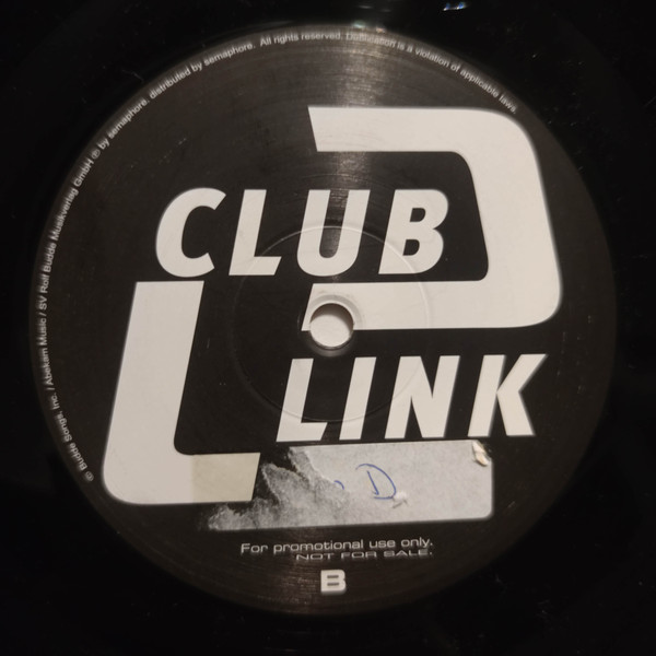 Martinique Feat. Crissy Cee-1