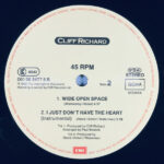 Cliff Richard-3
