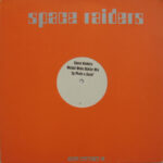 Space Raiders-0