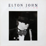 Elton John-0