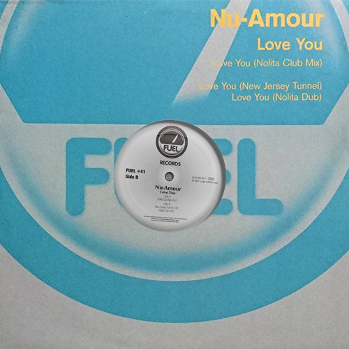 Nu-Amour-0