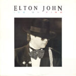 Elton John-0