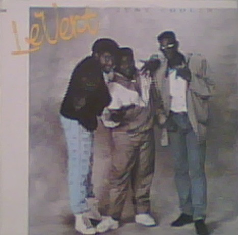 Levert-0