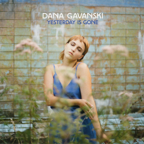 Dana Gavanski-1