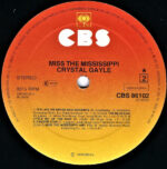 Crystal Gayle-3