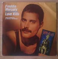 Freddie Mercury-1