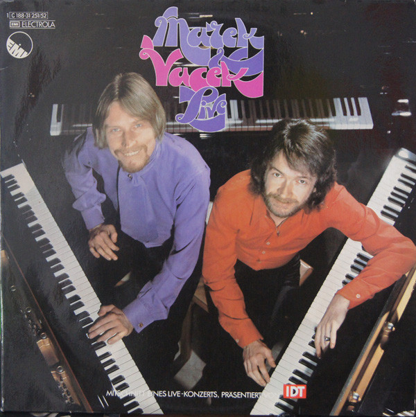 Marek & Vacek-0