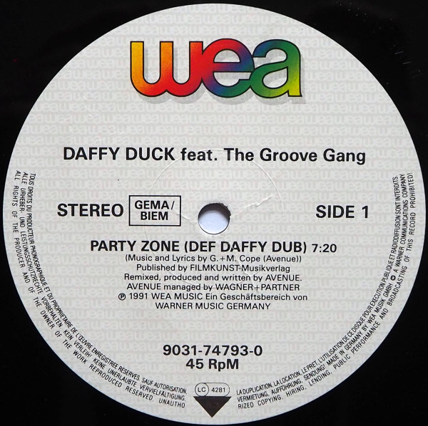 Daffy Duck Feat. The Groove Gang-1