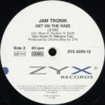 Jam Tronik-3
