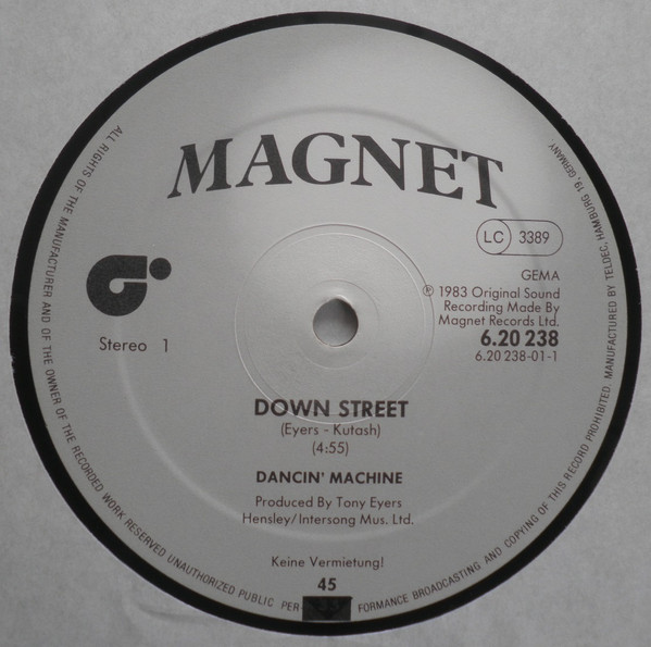 Dancin' Machine-1