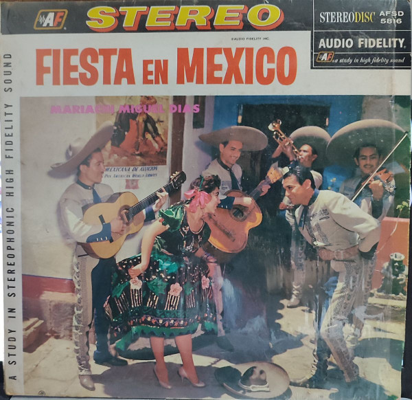 Mariachi Miguel Diaz-0