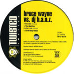 Bruce Wayne vs. H.A.N.Z.-1
