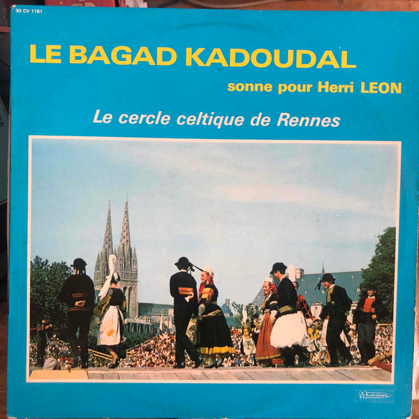Le Cercle Celtique De Rennes, Bagad Kadoudal De La Kevrenn De Rennes-0