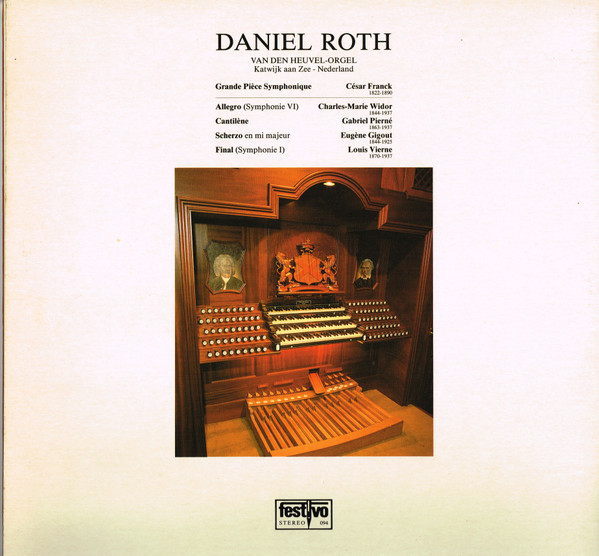 Daniel Roth (3)-1